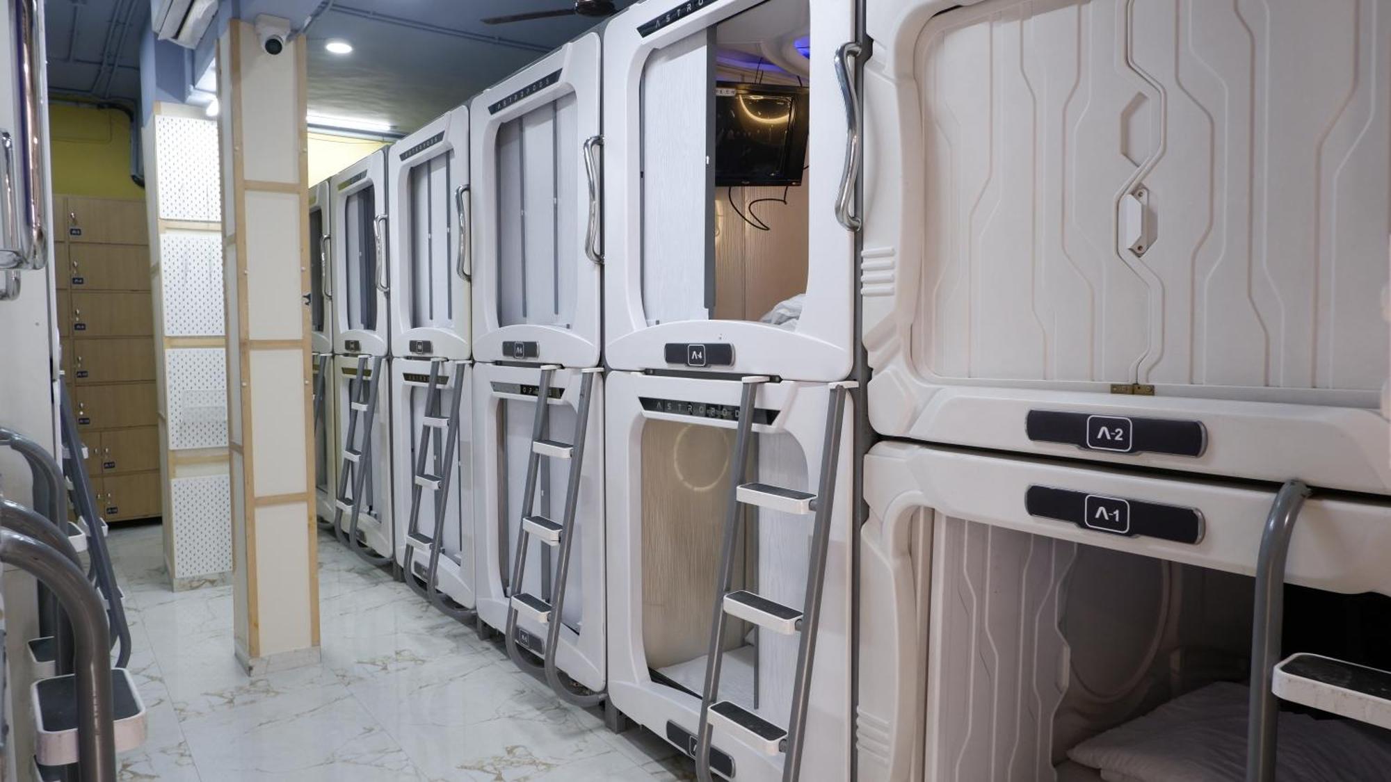 Astropods Hotel Bombay Eksteriør billede