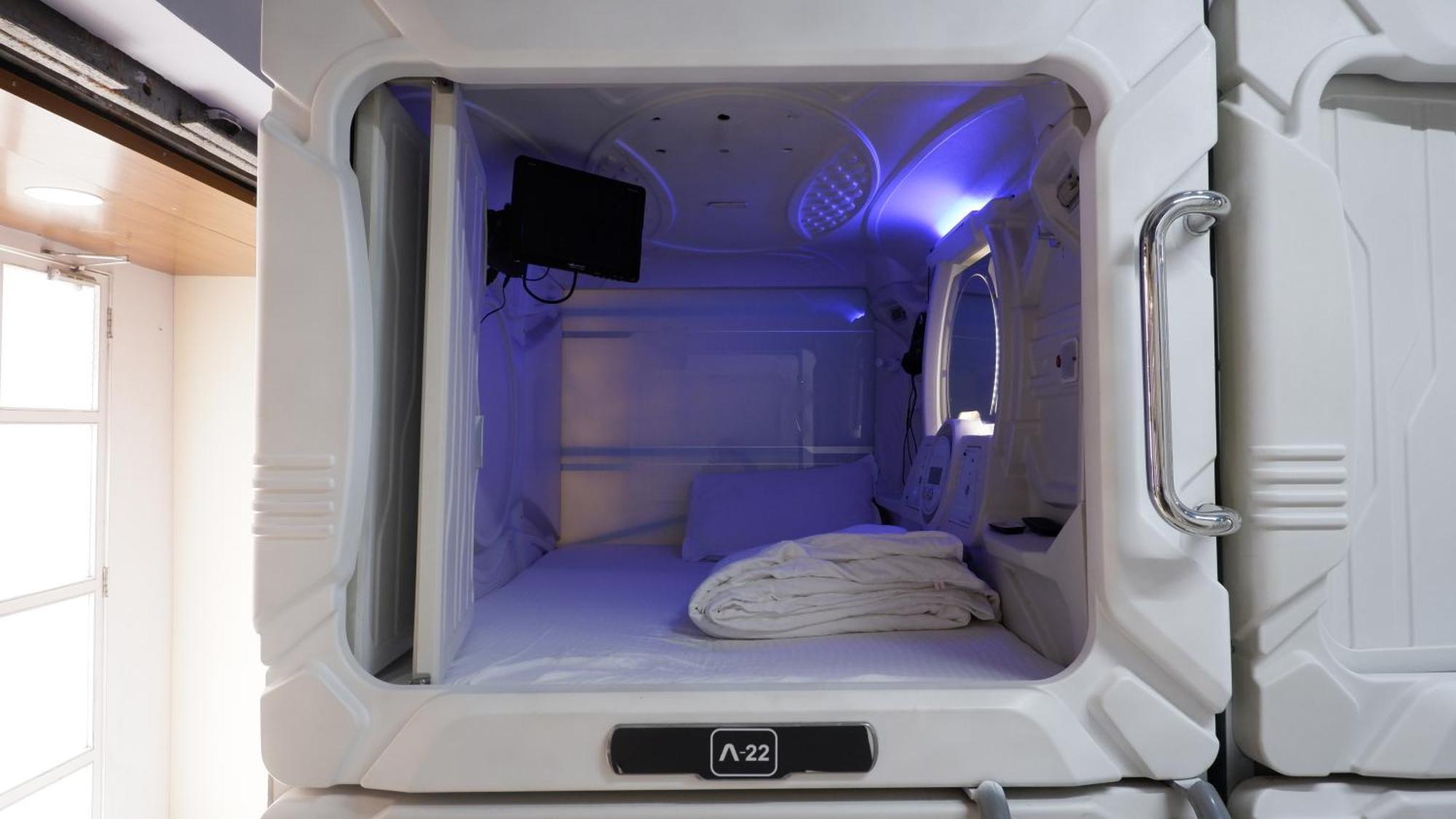Astropods Hotel Bombay Eksteriør billede